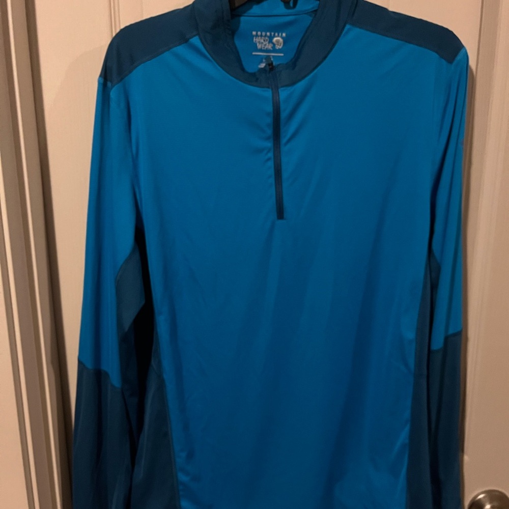 Mountain Hard Wear  shirt for men’s